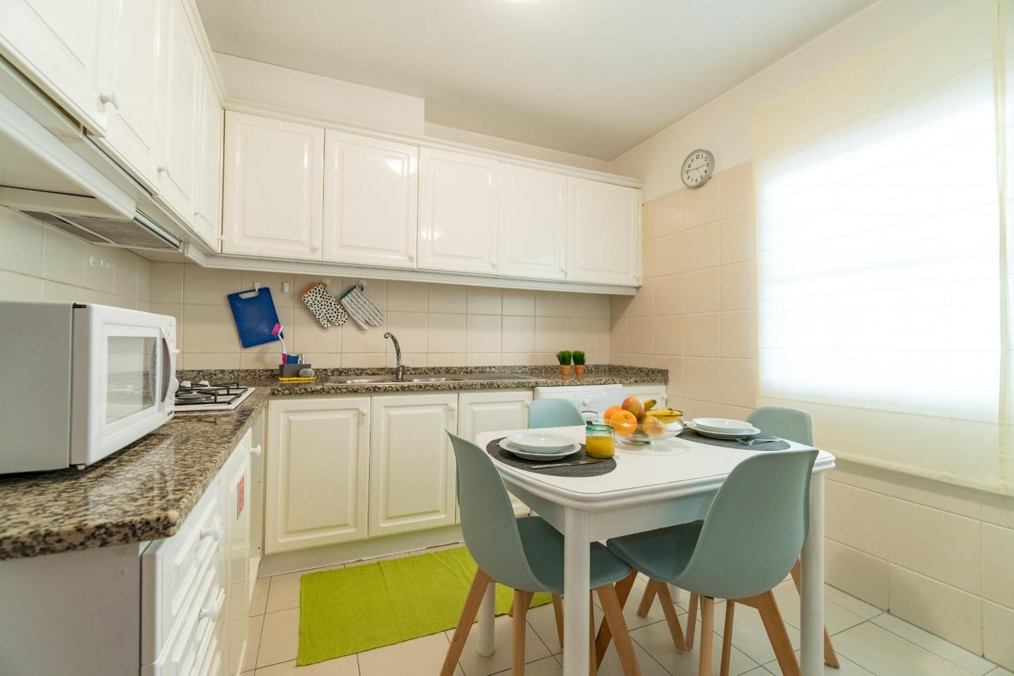 Netos - By Wehost Apartamento *